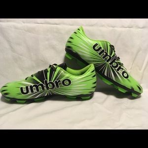 NEW Umbro Soccer Cleats
